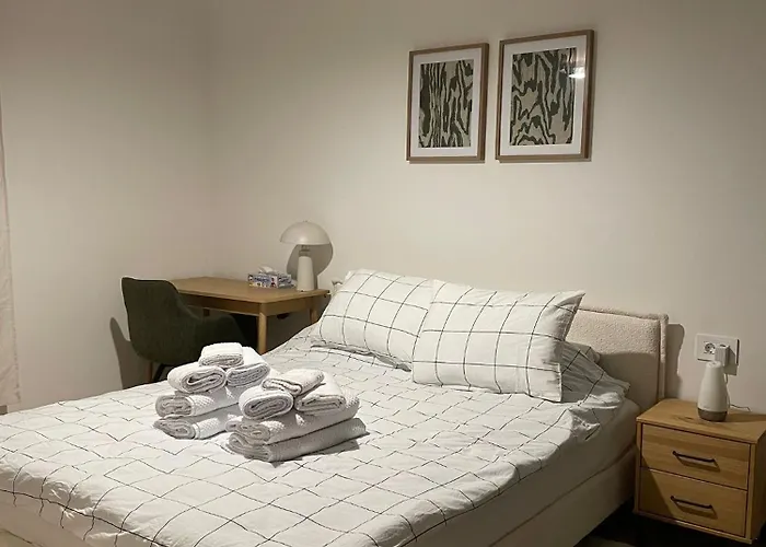 Leafy Haven Hideout! * Timisoara